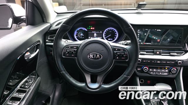 Kia Niro 2020 — photo 13