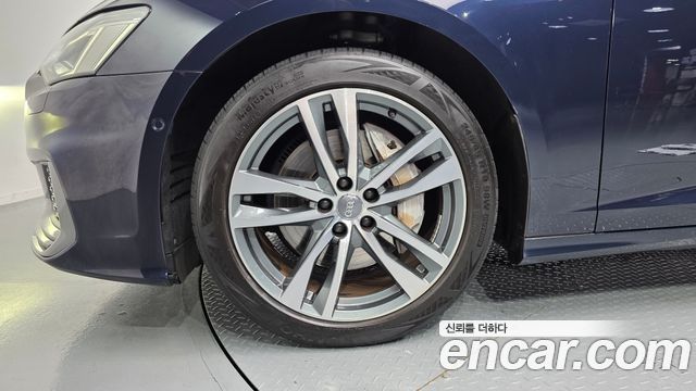 Audi A6 2021 — photo 5