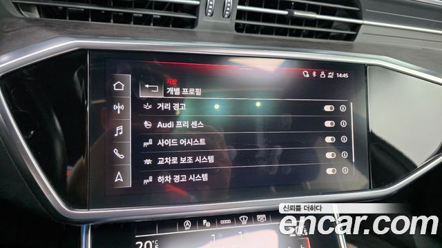 Audi A6 2021 — photo 18