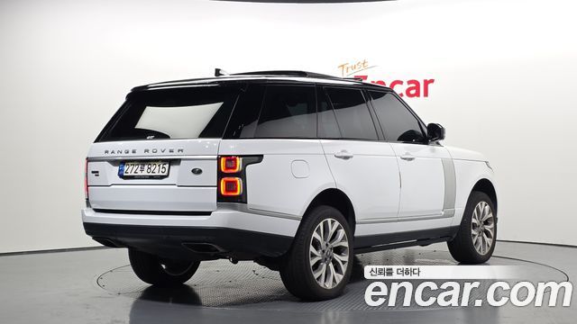 Land Rover Range Rover 2022 — photo 2
