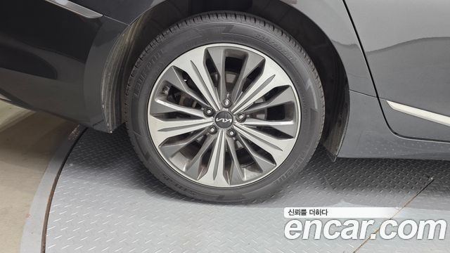 Kia K8 2022 — photo 5