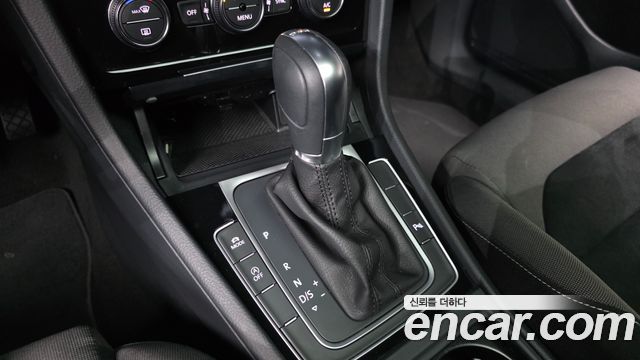 Volkswagen Golf 2015 — photo 9