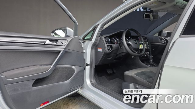 Volkswagen Golf 2015 — photo 10