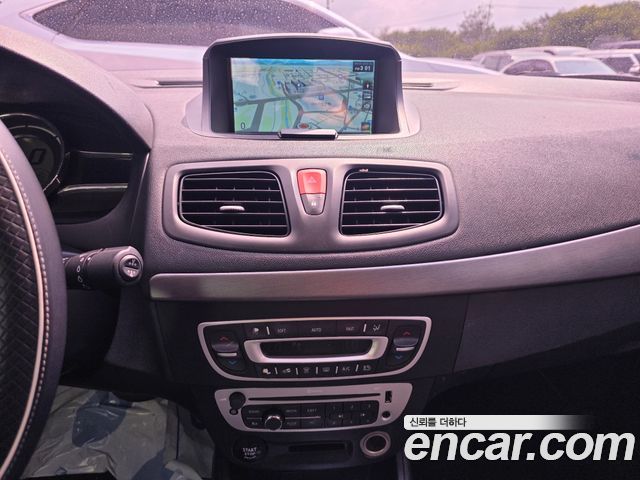 Renault Korea SM3 2018 — photo 11