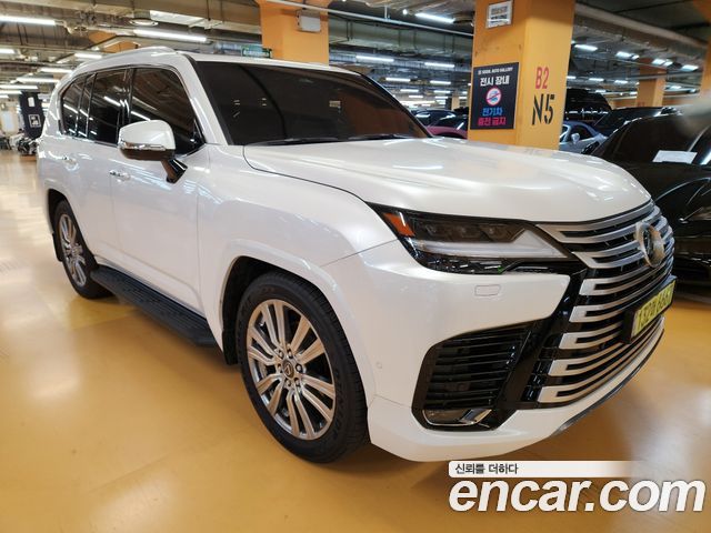 Lexus LX 2025 — photo 3