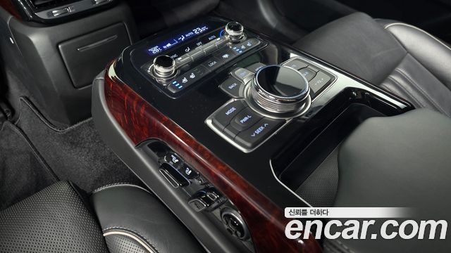 Genesis EQ900 2016 — photo 19