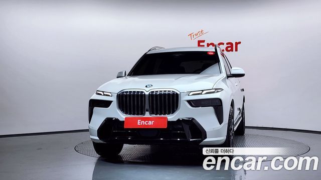 BMW X7 2025 — photo 3