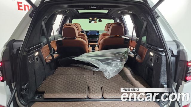 BMW X7 2025 — photo 26