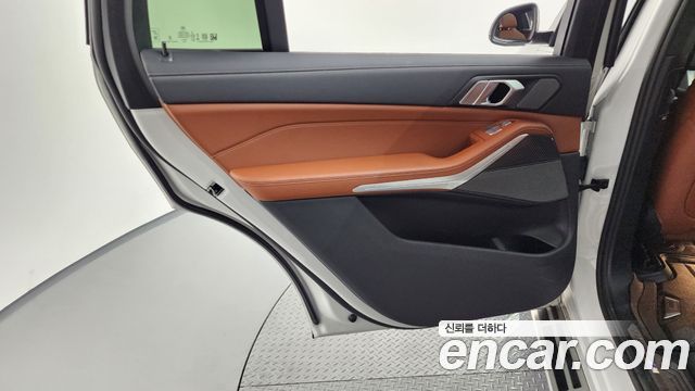 BMW X7 2025 — photo 15
