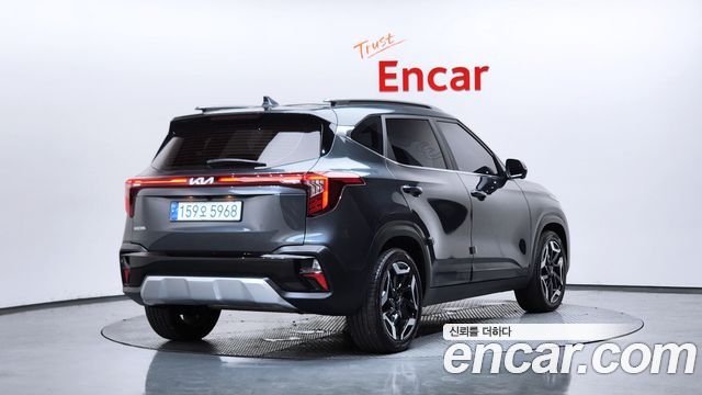 Kia Seltos 2023 — photo 2