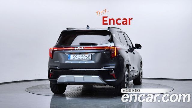 Kia Seltos 2023 — photo 4