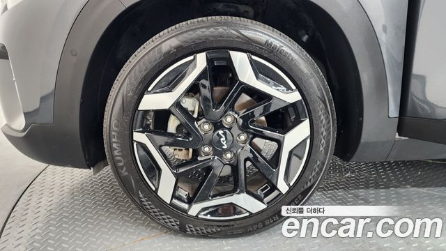 Kia Seltos 2023 — photo 5