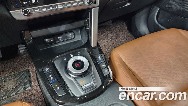 Kia Seltos 2023 — photo 12