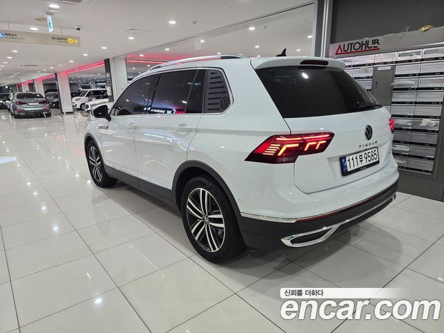 Volkswagen Tiguan 2023 — photo 4