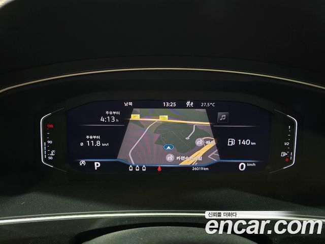 Volkswagen Tiguan 2023 — photo 13
