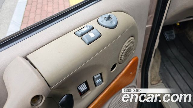 Chevrolet Astro Van 1996 — photo 14