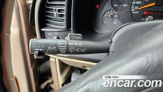 Chevrolet Astro Van 1996 — photo 16