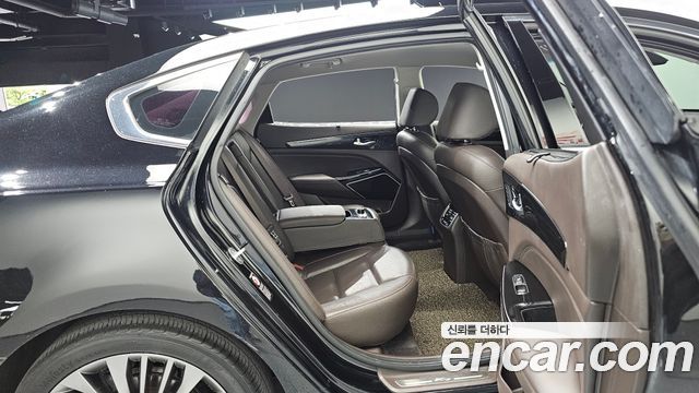 Kia K7 2016 — photo 11