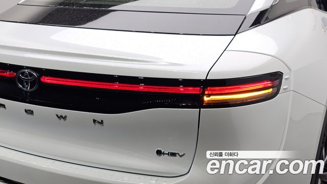 Toyota Crown 2026 — photo 9