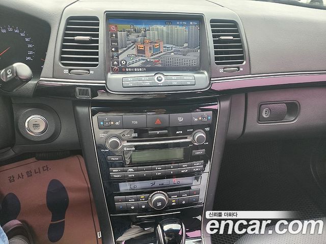 Kia OPIRUS 2011 — photo 9