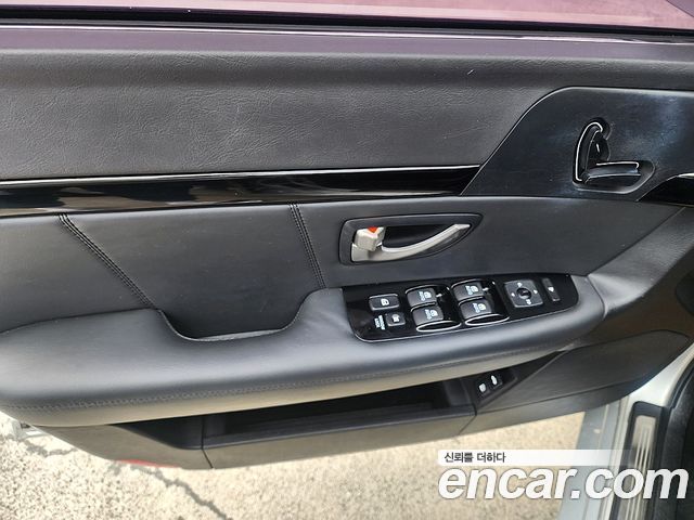 Kia OPIRUS 2011 — photo 13