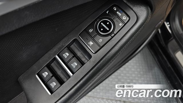 Hyundai Genesis 2015 — photo 13