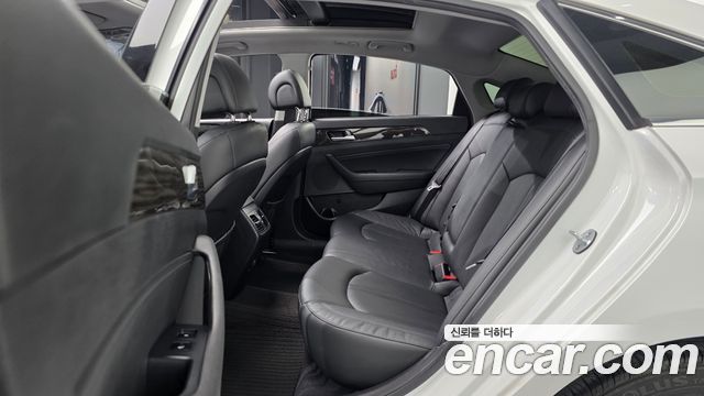 Hyundai Sonata 2015 — photo 18