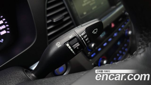 Hyundai Sonata 2015 — photo 25
