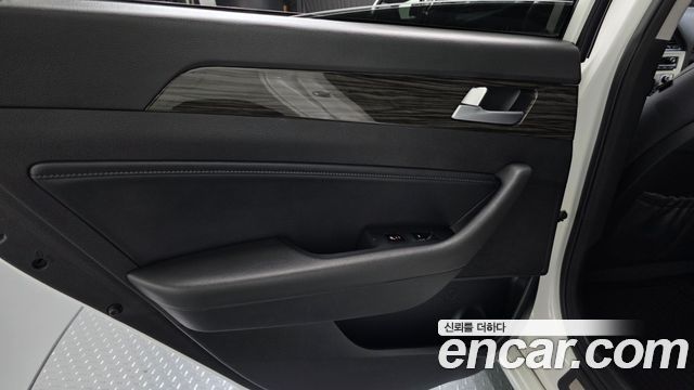Hyundai Sonata 2015 — photo 15