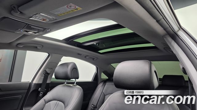Hyundai Sonata 2015 — photo 32