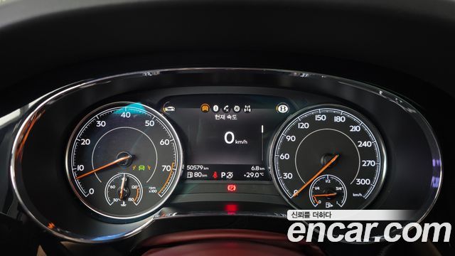Bentley Bentayga 2020 — photo 8