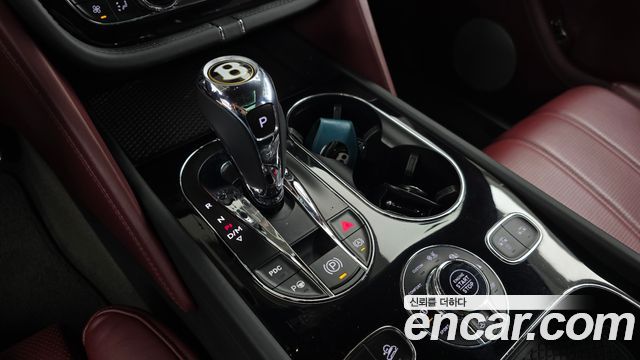 Bentley Bentayga 2020 — photo 9