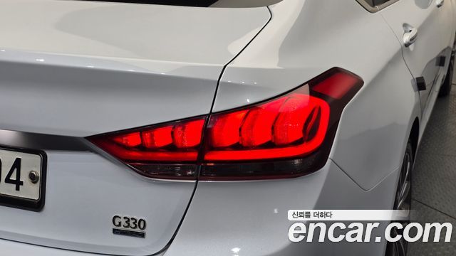 Hyundai Genesis 2016 — photo 9