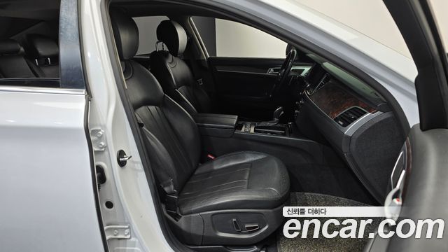Hyundai Genesis 2016 — photo 16