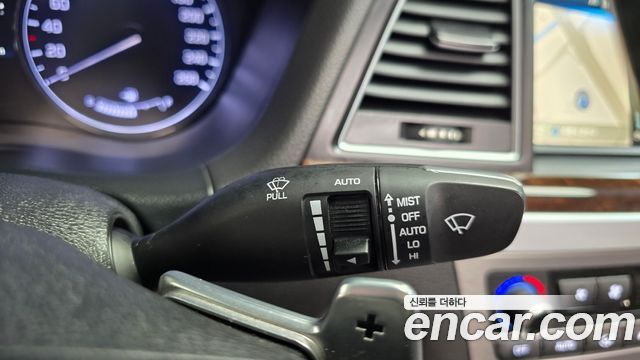 Hyundai Genesis 2016 — photo 27