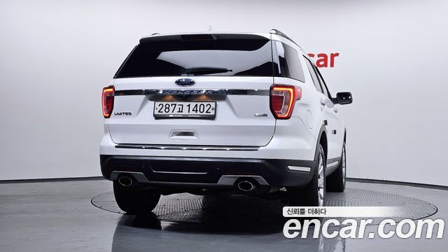 Ford Explorer 2019 — photo 4