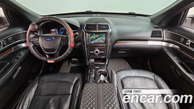 Ford Explorer 2019 — photo 10