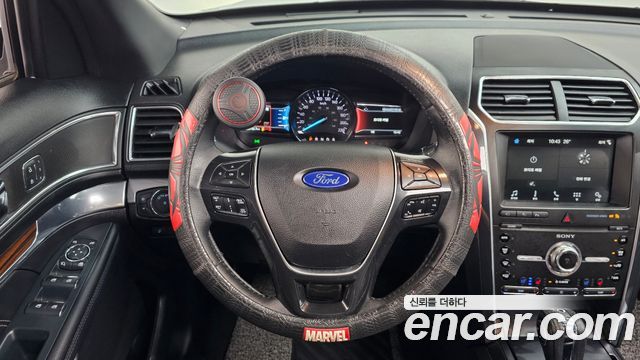 Ford Explorer 2019 — photo 21