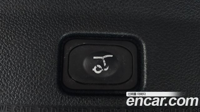 Ford Explorer 2019 — photo 25