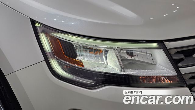 Ford Explorer 2019 — photo 8