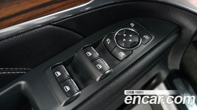 Ford Explorer 2019 — photo 39