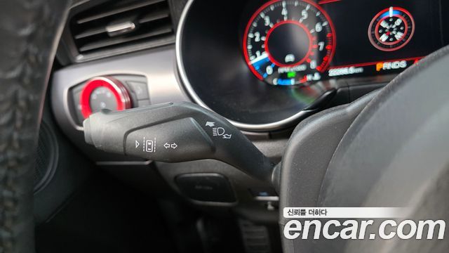 Ford Mustang 2022 — photo 27