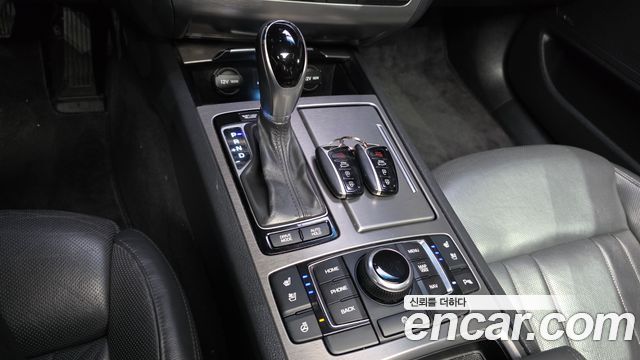 Hyundai Genesis 2014 — photo 12