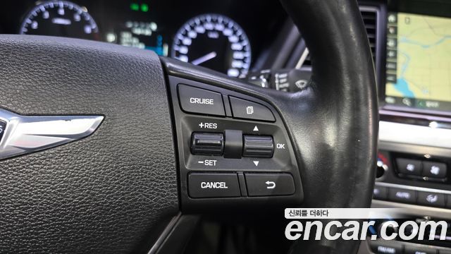 Hyundai Genesis 2014 — photo 22