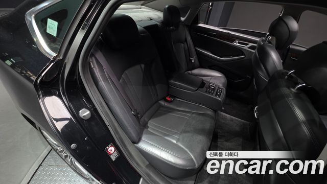 Hyundai Genesis 2014 — photo 16