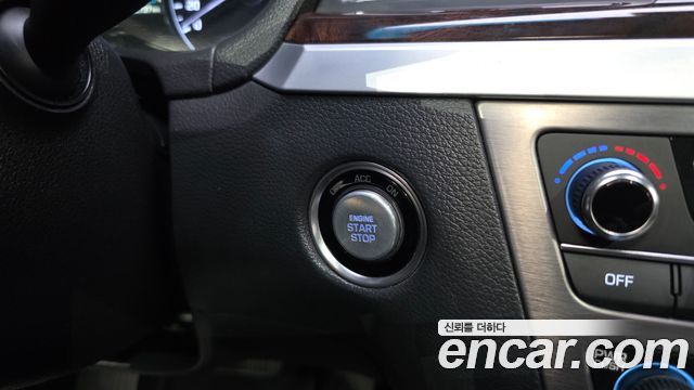 Hyundai Genesis 2014 — photo 28