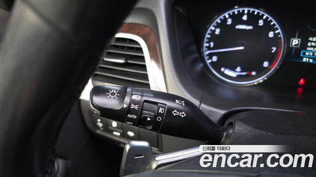 Hyundai Genesis 2014 — photo 29