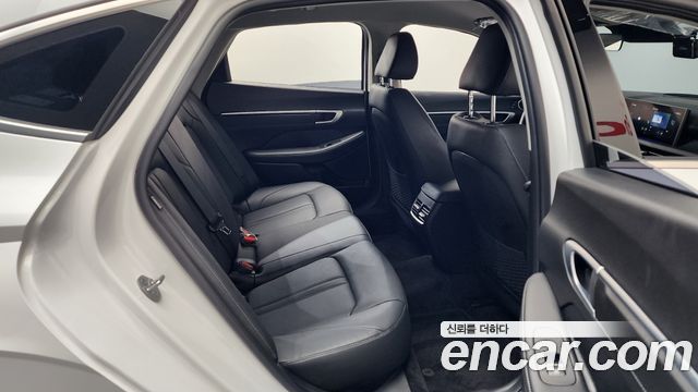 Hyundai Sonata 2024 — photo 17