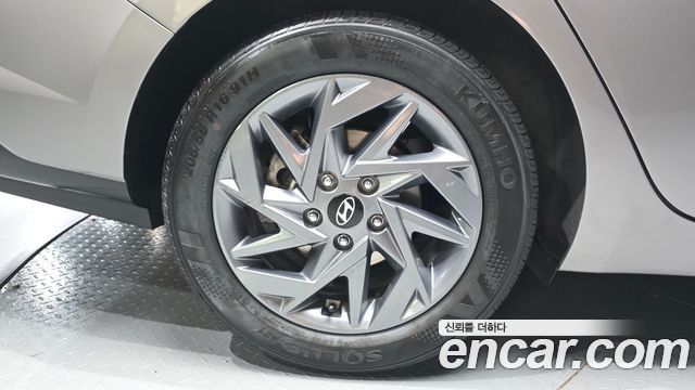 Hyundai AVANTE 2024 — photo 5