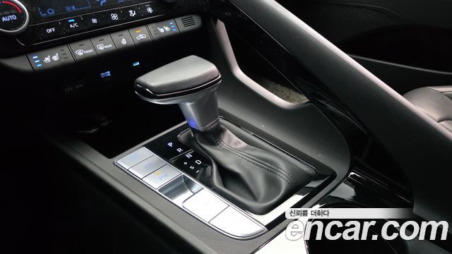 Hyundai AVANTE 2024 — photo 9